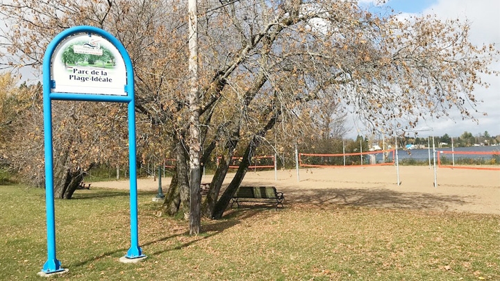 Revégétalisation du parc de la Plage-Idéale